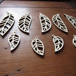Wooden Feather & Leaf Christmas Ornaments - Set Of 9 Birch Plywood Decorations - thumbnail 3