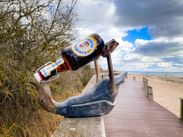 Wooden Duck Beer Bottle Holder Black Antique Look 21 cm High X 24 Long - image 1