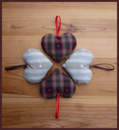 Large Hearts - Set Of 4 Together As Christmas Decoration - thumbnail 1