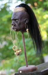 Shrunken Head Tribal Replica - thumbnail 1