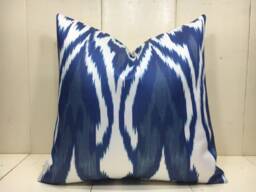 Silk Ikat Pillow Cover, Handwoven Decorative Cushion - 16x16 - thumbnail 1