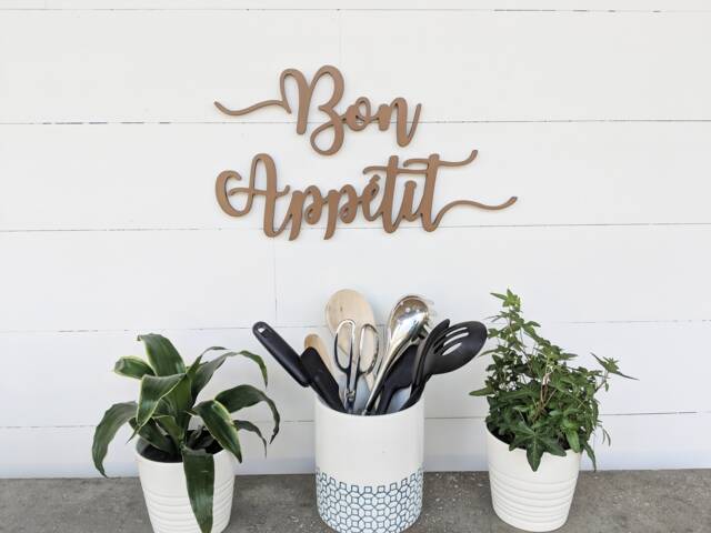 Bon App??tit Wood Cutout Sign Kitchen Wall Decor - image 1