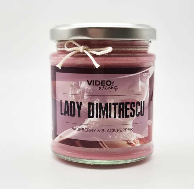Lady Dimitrescu - Resident Evil 7Oz Soy Fandom Candle Highly Scented Raspberry, Peppercorn - image 1