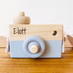 Wooden Camera/Customizable Montessori Toy Personalized Children's & Baby Gift Baby Shower Birthday - thumbnail 2