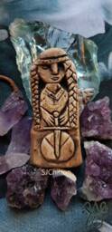 Valkyrie Statue - Handmade Norse/Viking Goddess, Odin's Helper Spirit - thumbnail 1