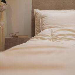 Summer Pure Wool Duvet For Queen Bed - Cozy & Breathable - Us Duty Paid - thumbnail 3