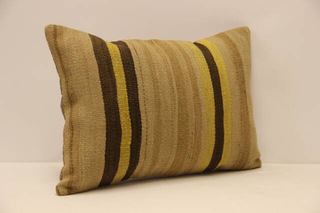 Throw Lumbar Kilim Pillow 14x20 in - 35x50 cm Boho Pillowcover Kilim Cushion Cover Tribal Pillow 4Bef-622 - image 1