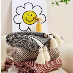 Knitted Wool Boho Throw Blanket Retro Tassel Couch Blanket - thumbnail 2