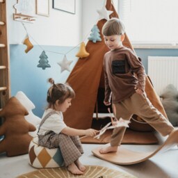Linen Drum Pouf Mustard Caramel Patina, Kids Room Decor - thumbnail 2