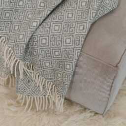 Wool Plaid With Sirtaki Pattern - Soft & Warm Blanket, Perfect Gift, Handmade in Eu - thumbnail 3
