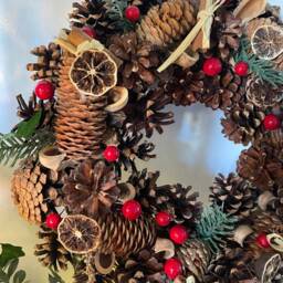 Christmas Door Wreath Decoration Artificial Traditional Dried Fruit Foliage Xmas Home Decor Decorative Festive 30/36cm - thumbnail 2