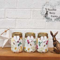 Soap Dispenser Hand Wash Wild Flowers Clover Decoupaged Glass Handmade - thumbnail 4
