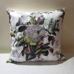 Designers Guild & Christian Lacroix Fabric Parvenue Rosee Cushion Cover D2 - thumbnail 3