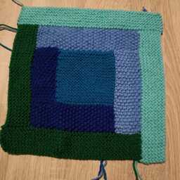 Retro Throw Blanket Hand-Knitted, Multi-Color Squares - thumbnail 4