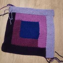Retro Throw Blanket Hand-Knitted, Multi-Color Squares - thumbnail 3