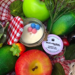 Red's Basket 90G Soy Candle Strawberry Jam & Ginger Snap Scent