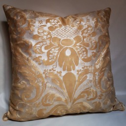 Throw Pillow Cushion Cover in Fortuny Fabric Gold Museum Caravaggio Pattern - Made Italy - thumbnail 2