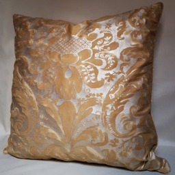 Throw Pillow Cushion Cover in Fortuny Fabric Gold Museum Caravaggio Pattern - Made Italy - thumbnail 3