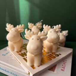Reindeer Soy Wax Candle - Holiday Christmas Decor - thumbnail 4