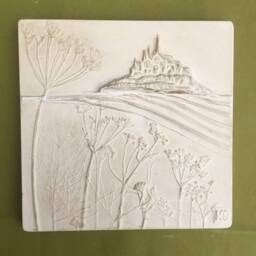 Le Mont St Michel & Wild Flower Bas Relief, Fossil Art, Plaster Art - thumbnail 2