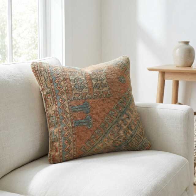 Kilim Pillow Cover Parker, Kilim Cushion - image 1