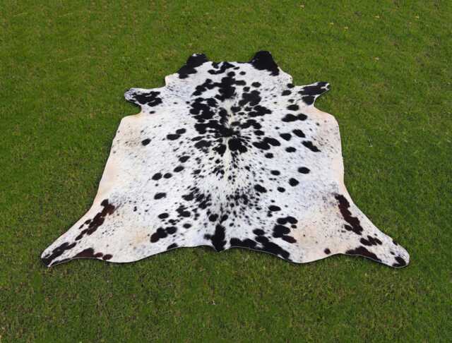 Black & White Spotted Genuine Cowhide Rug Luxurious Hair On For Western Home Decor Brazilian Floor Area Cow Skin - image 1