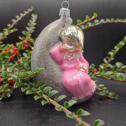 Hand Blown Glass Angel On Moon Ornament Made in Poland - thumbnail 2
