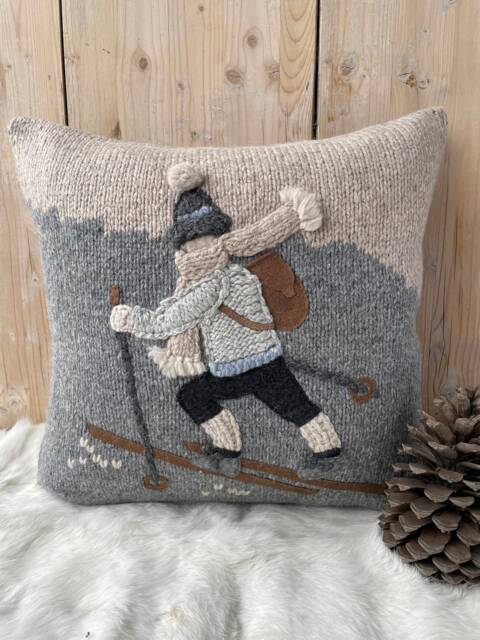 Handmade Alpaca Skier Throw Pillowcase Farmhouse Decor Accent Cushion - image 1