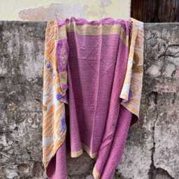 Soft Reversible Kantha Quilt - Handmade Vintage Cotton Blanket - thumbnail 3