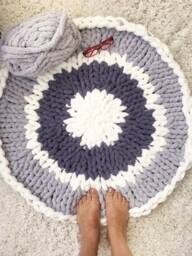 Rug, Round Knitted Circular Chunky Chenille Rug - thumbnail 3