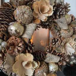 Christmas Gold Door Wreath Decoration Artificial Traditional Foliage Autumn Xmas Home Decor Decorative Festive - thumbnail 2