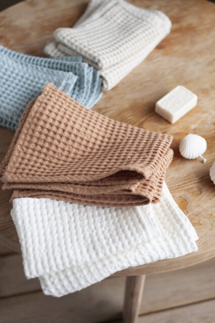 Waffle Linen Hand Towel in Toasted Peach. Linen-Cotton Blend Waffle Bath Towel. Absorbent & High Quality - image 1