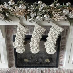 Handmade Chunky Knit Christmas Stocking - Acrylic Yarn, Farmhouse Style - thumbnail 2