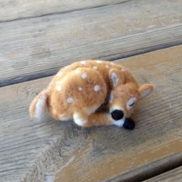 Needle Felted Sleeping Fawn - thumbnail 4