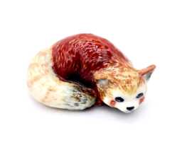Miniature Ceramic Red Lesser Panda Cat Bear Animal Little Brown White Figurine Small Statue Decoration Collectible Hand Painted Figure Deco - thumbnail 1