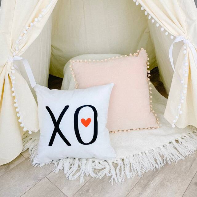 xo Pillow