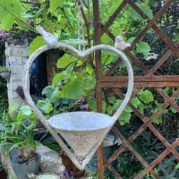 Heart Bird Feeder/Planter - thumbnail 2