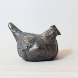 Mother Hen, Bronze Bird Sculpture, Hen Art - thumbnail 4
