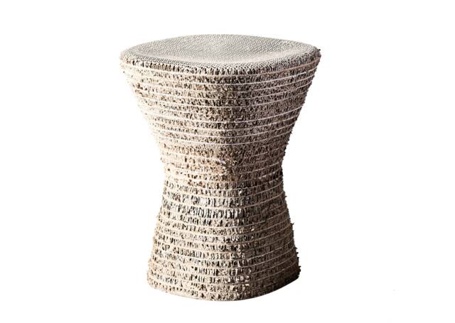 Light & Beautiful Stool Made Of Recycled Cardboard Honeycomb Panels - image 1