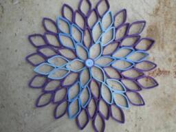 Dahlia Wall Hanging Paper Decoration Purple Home Decor Trendy Modern - thumbnail 1
