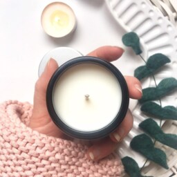 Sugar & Spice Candle, Cosy Autumn, Winter Soy Sweet Bakery Scented Handmade in Somerset, UK - thumbnail 4