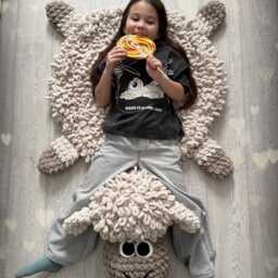 Lamb Rug Crochet Pattern Alize Puffy Yarn, No Hooks - PDF Pattern - thumbnail 4