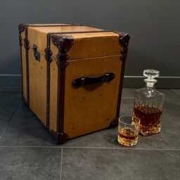 Hand-Dyed Bridle Leather Steamer Trunk Side Table - Campaign Chest Storage Furniture - thumbnail 3