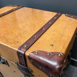 Hand-Dyed Bridle Leather Steamer Trunk Side Table - Campaign Chest Storage Furniture - thumbnail 4