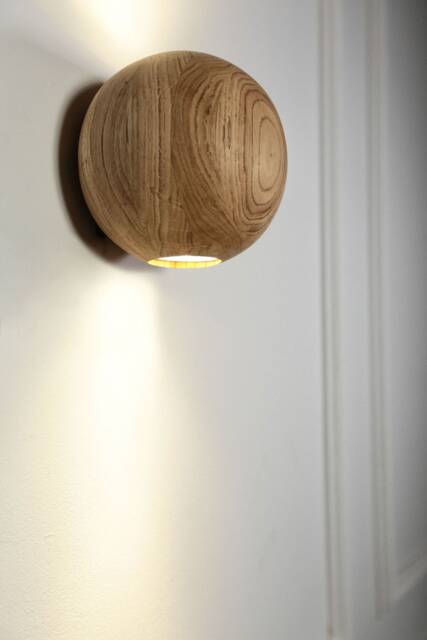 Round Wood Wall Sconce Led Scandinavian Bedside Lamp, Light Plug-In For Bedroom, Bathroom, Kitchen - image 1