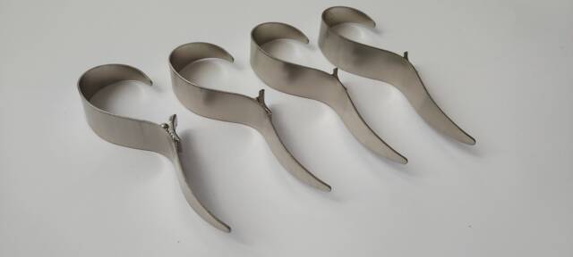 Shiny Silver S-Shaped Curved Cobra Curtain Hooks, Shower Decorative Metal Large Hooks Boho Minimalist Decor ??35mm - image 1