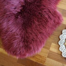 Sheepskin Burgundy Throw Genuine Leather Sheep Skin Decorative Rug Brown Comfy, Cozy, Hair Is Very Thick, Shiny - thumbnail 3