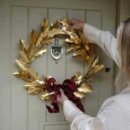 Handcrafted Brass Holly Leaf Wreath Heirloom Christmas Decor - thumbnail 2