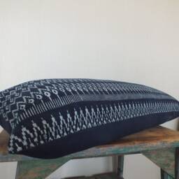 Hmong Batik Cotton Lumbar Pillow Cover Handwoven Tribal Textile Cushion - thumbnail 4