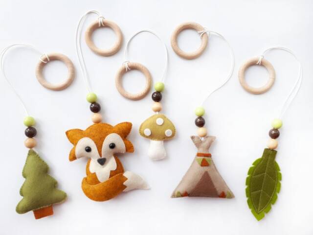 Game Bow Pendant, Babygym - image 1